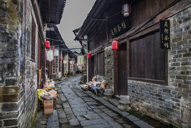 【回家的路——聚焦2024年春运】“小青果”讲堂护航小旅客安全出行